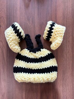 New Handmade Yellow & Black Bee Knit Baby Hat and Booties, 3-6 months